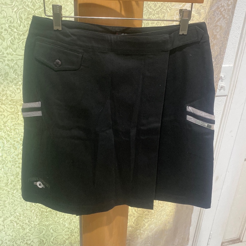 Fubu Vintage Ladies Unique Wrap around 3 Pocket Skirt Sz 30
